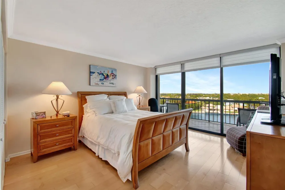 4740 S OCEAN BOULEVARD S #909 Highland Beach, FL 33487