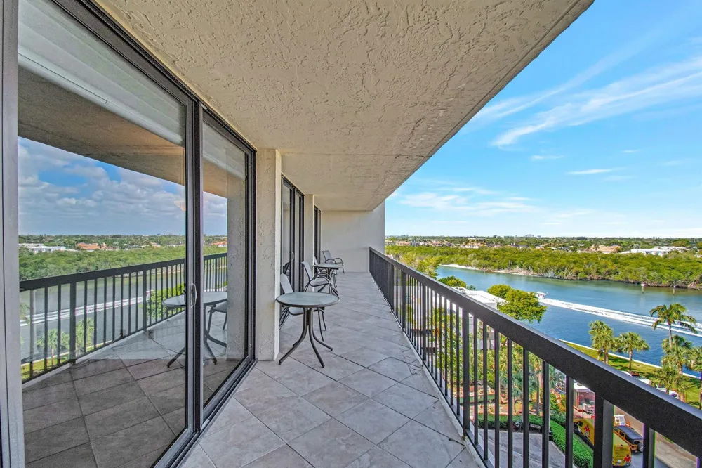 4740 S OCEAN BOULEVARD S #909 Highland Beach, FL 33487