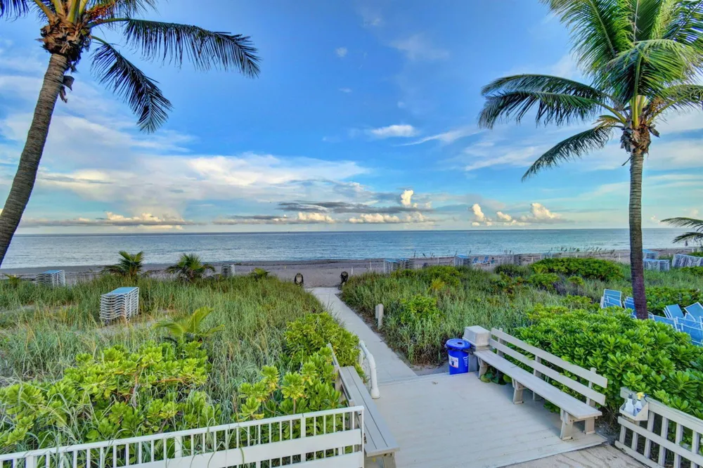 4740 S OCEAN BOULEVARD S #909 Highland Beach, FL 33487