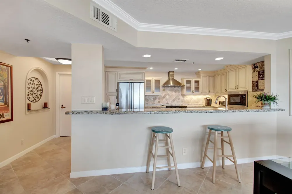 4740 S OCEAN BOULEVARD S #909 Highland Beach, FL 33487