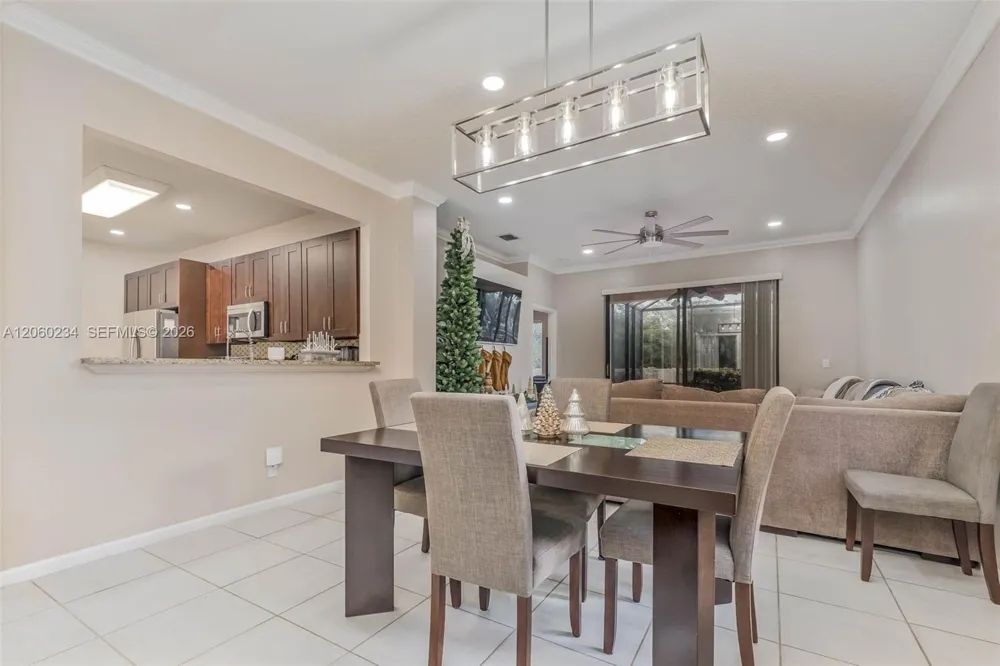 3044 La Mirage Dr Lauderhill, FL 33319