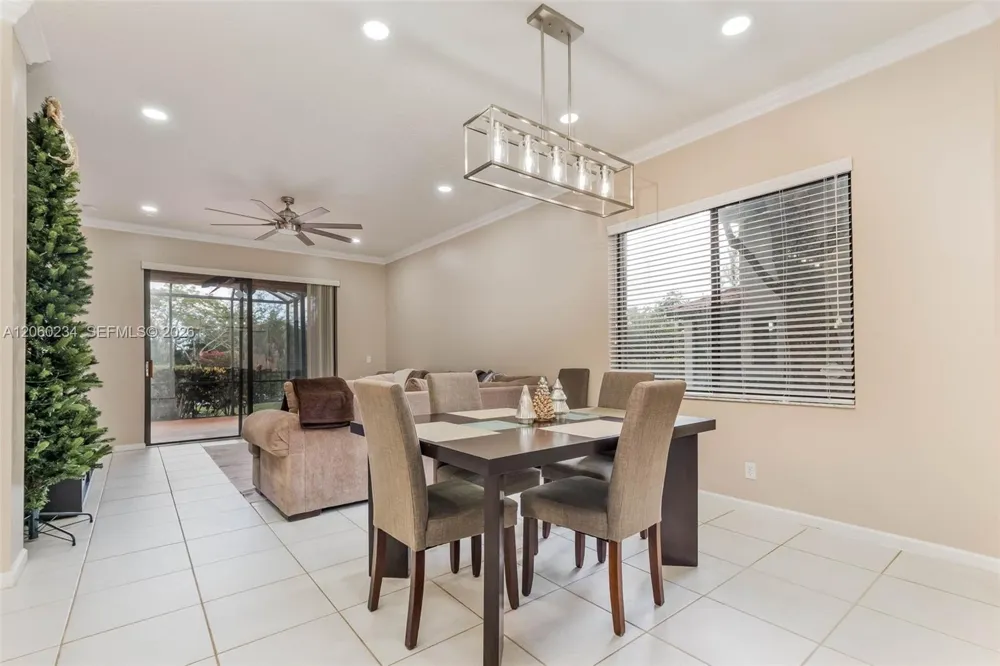 3044 La Mirage Dr Lauderhill, FL 33319