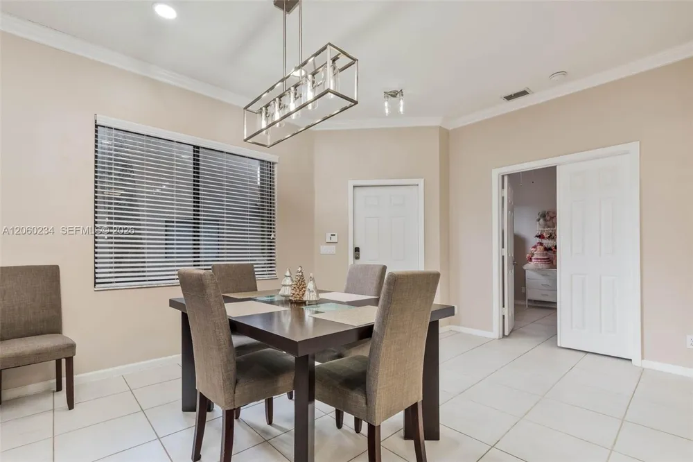 3044 La Mirage Dr Lauderhill, FL 33319