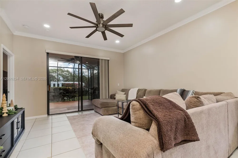 3044 La Mirage Dr Lauderhill, FL 33319