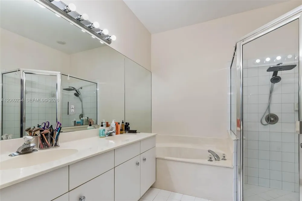 3044 La Mirage Dr Lauderhill, FL 33319