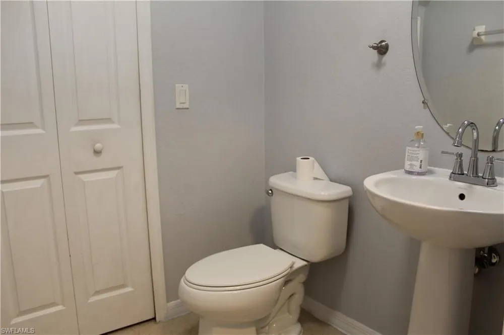 9076 Gervais Circle #403 Naples, FL 34120