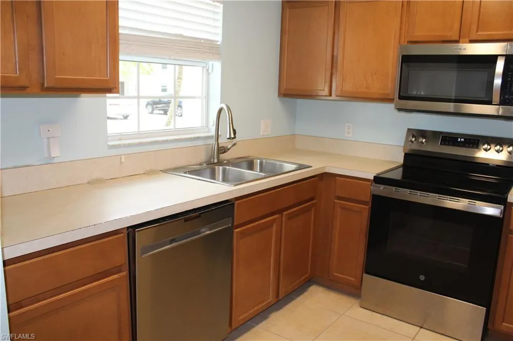 9076 Gervais Circle #403 Naples, FL 34120