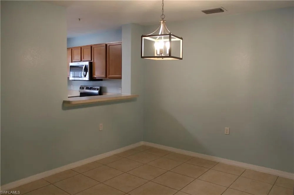 9076 Gervais Circle #403 Naples, FL 34120