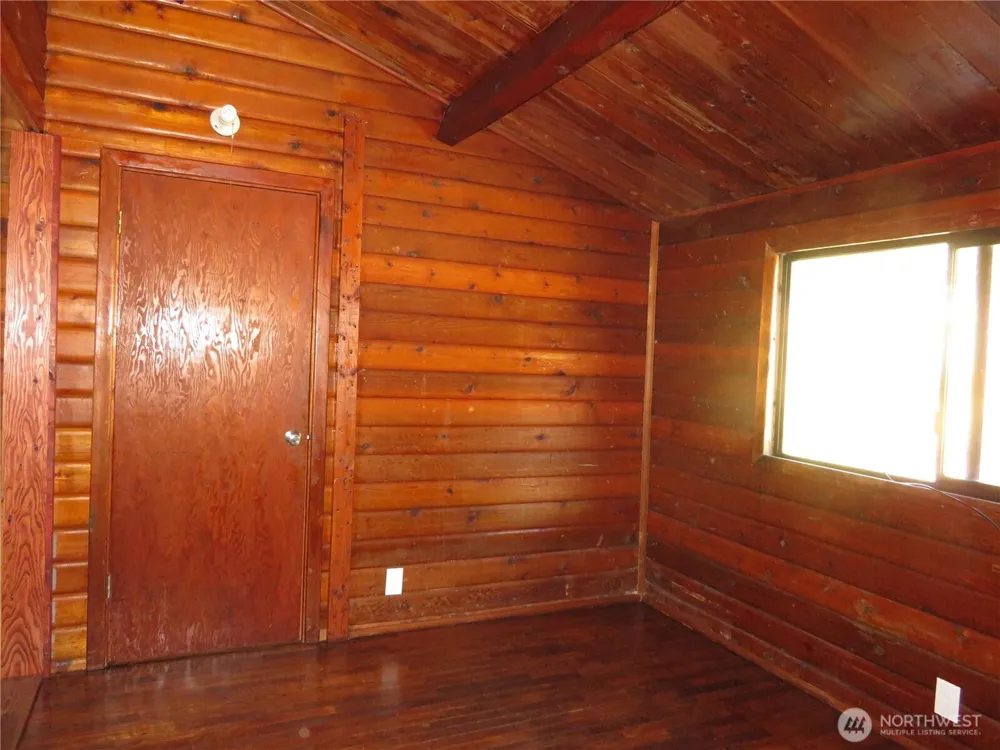 38 Linder Lane Westport, WA 98595