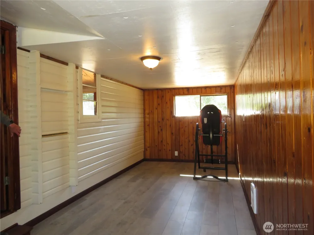 38 Linder Lane Westport, WA 98595