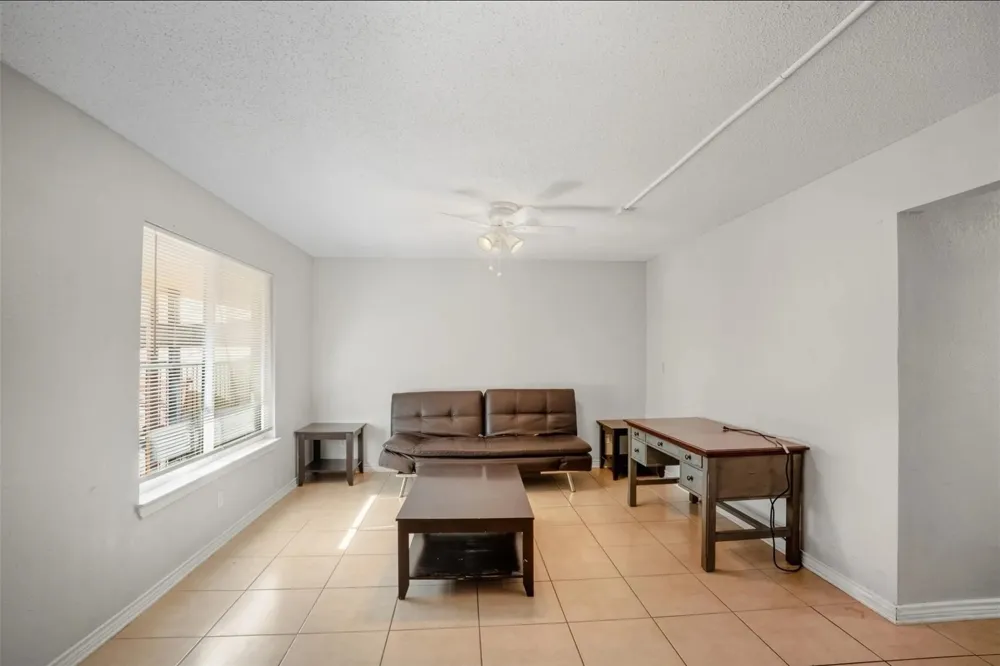 150 S Main Street #206 Euless, TX 76040