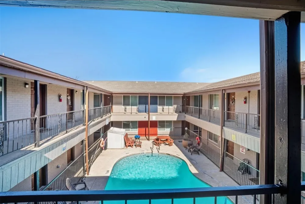 150 S Main Street #206 Euless, TX 76040