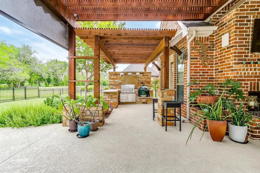 203 Augusta Court Aledo, TX 76008