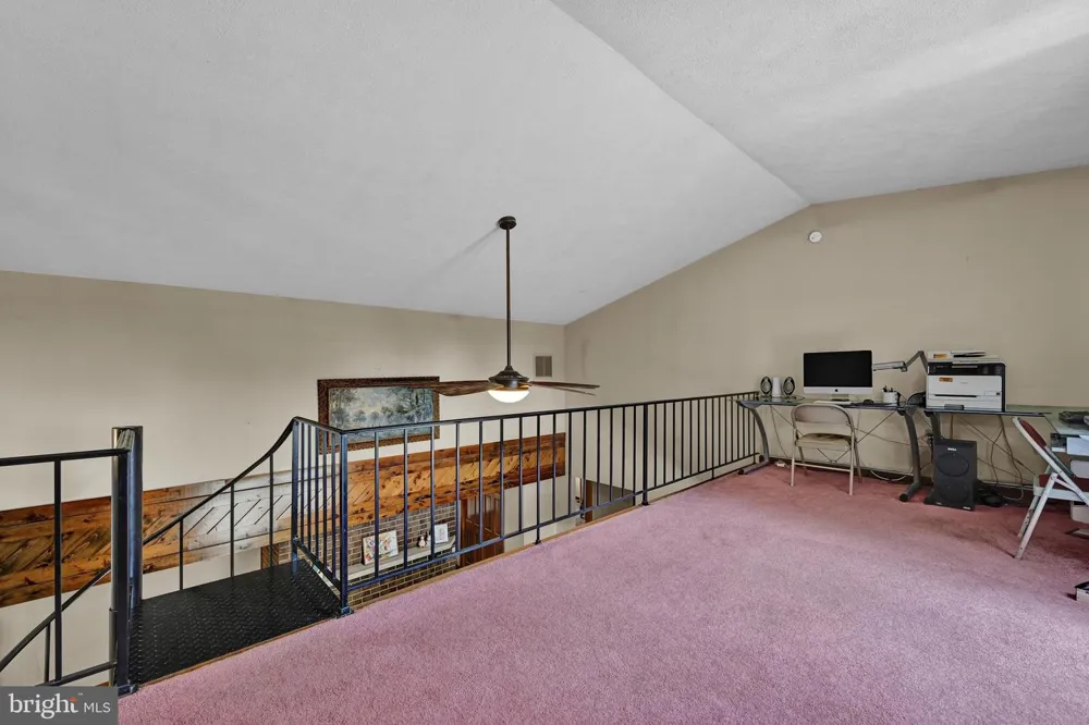 41 KENNEDY DRIVE Drums, PA 18222