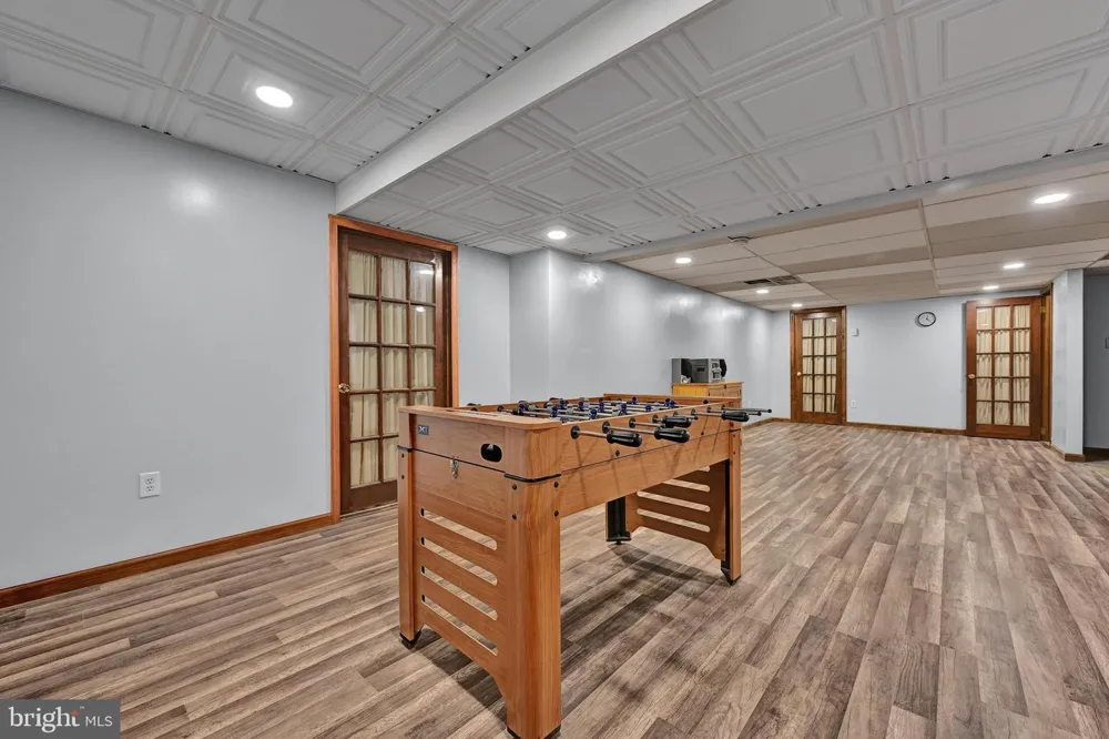 41 KENNEDY DRIVE Drums, PA 18222