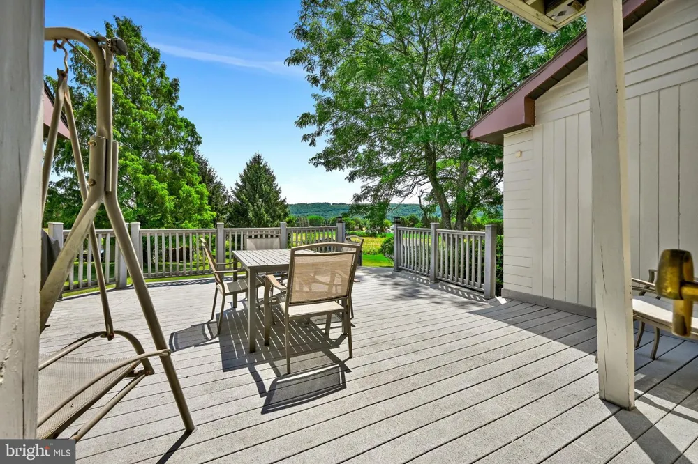 41 KENNEDY DRIVE Drums, PA 18222