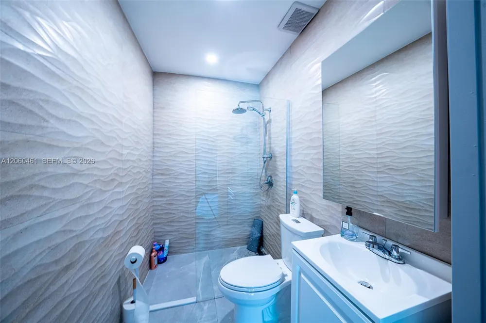 1221 W Camino Real #1221 Boca Raton, FL 33486