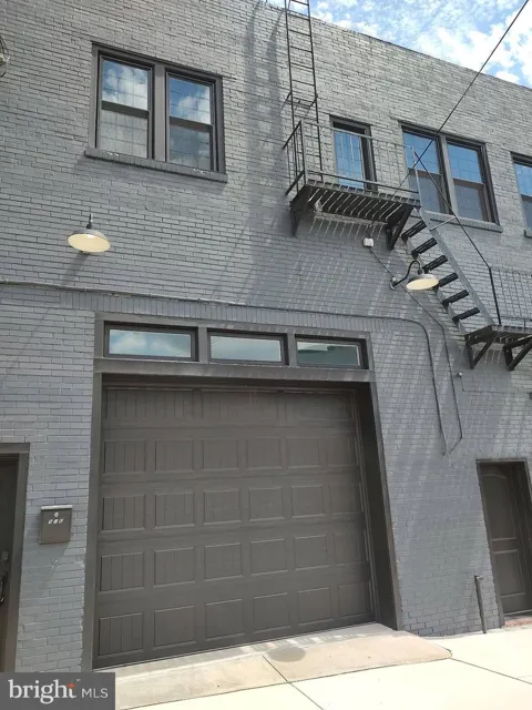916 WASHINGTON BOULEVARD #UPPER FLOOR