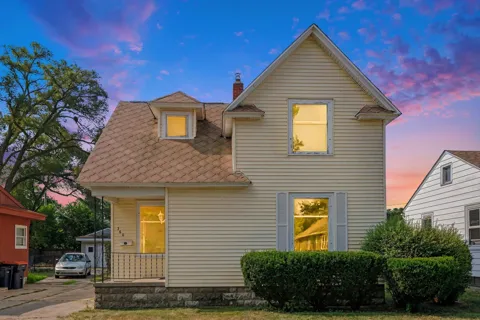 360 W 18th Street
