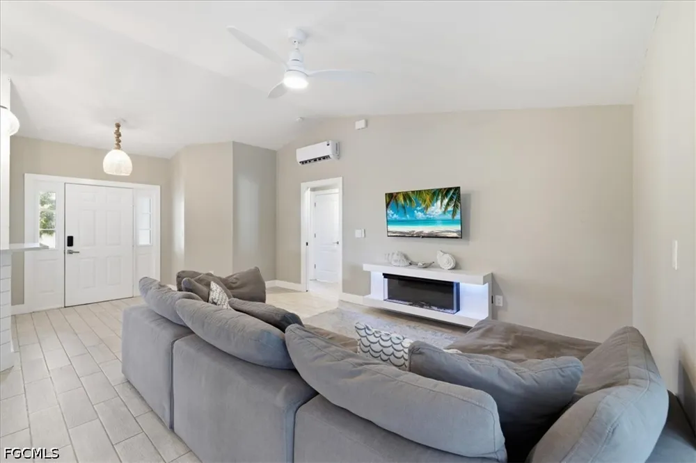 Linden Lane Bokeelia, FL 33922