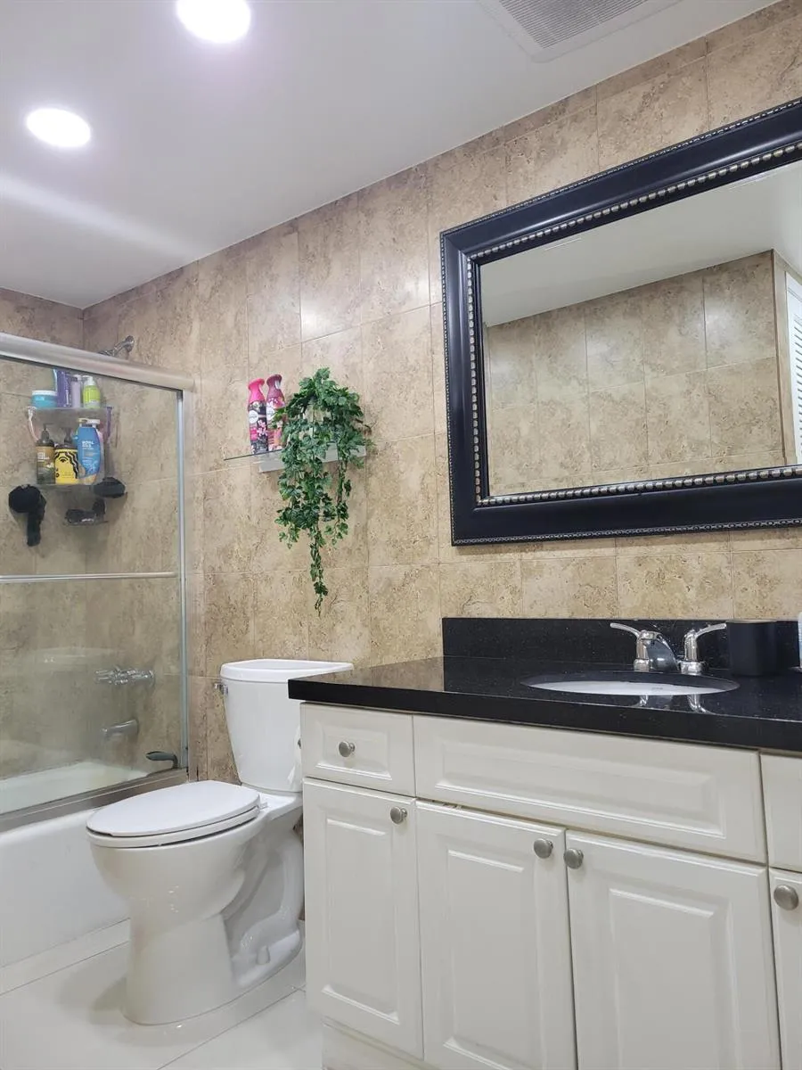 19370 COLLINS AVENUE #623 Sunny Isles Beach, FL 33160