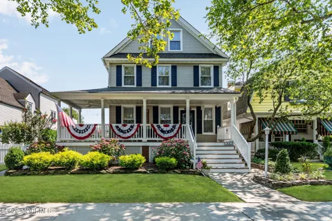 327 Sylvania Avenue