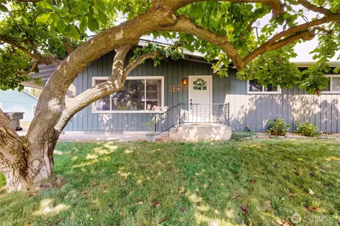 1316 Callanan Drive