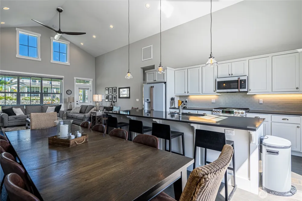 250 Bobcat Lane Chelan, WA 98816