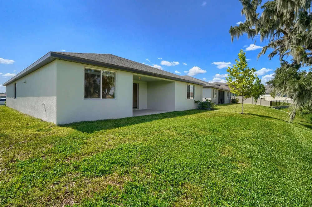 2332 CITRUS BLOOM DRIVE Bartow, FL 33830