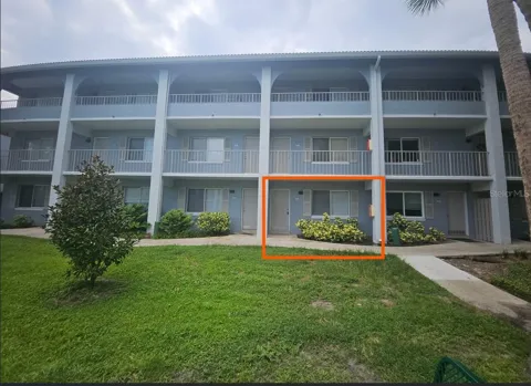 125 WATER FRONT WAY #130