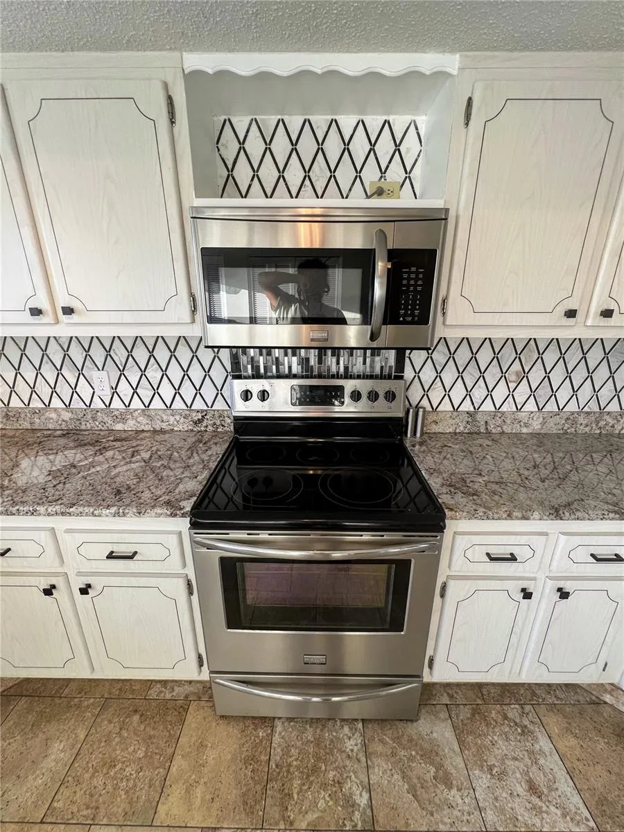 9 HAIG PLACE #101 Dunedin, FL 34698