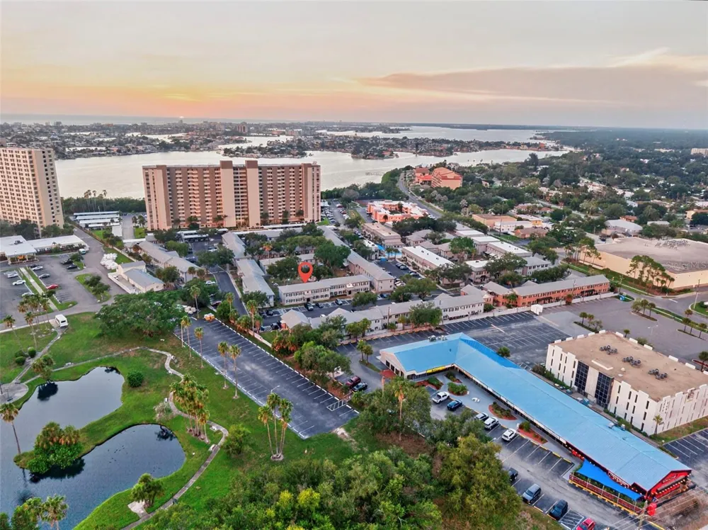 1190 RUE DES CHATEAUX #1A St Petersburg, FL 33707