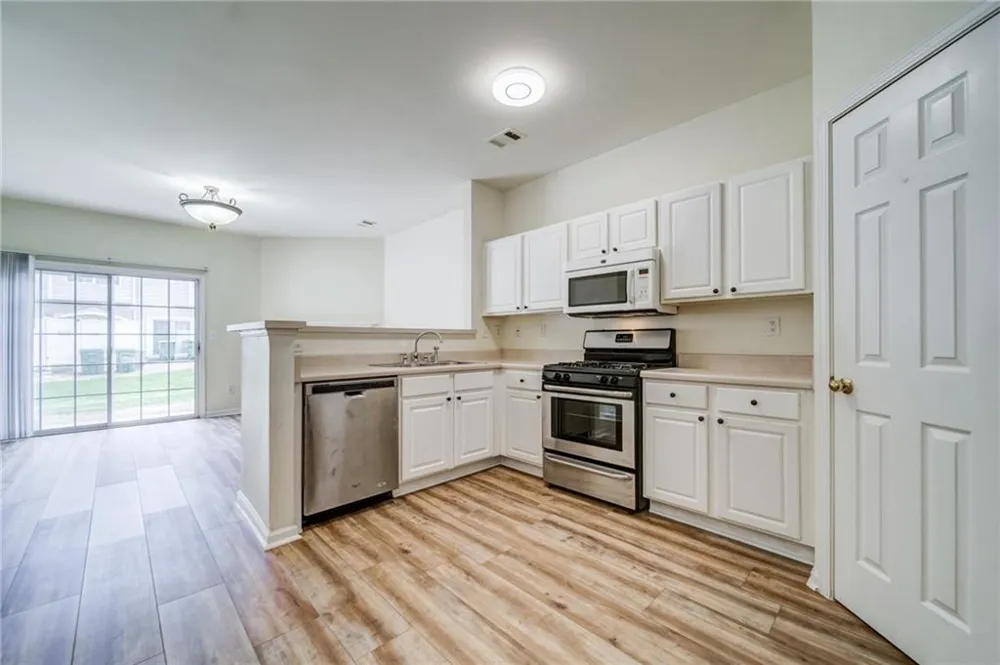 3285 Hidden Cove Circle Peachtree Corners, GA 30092