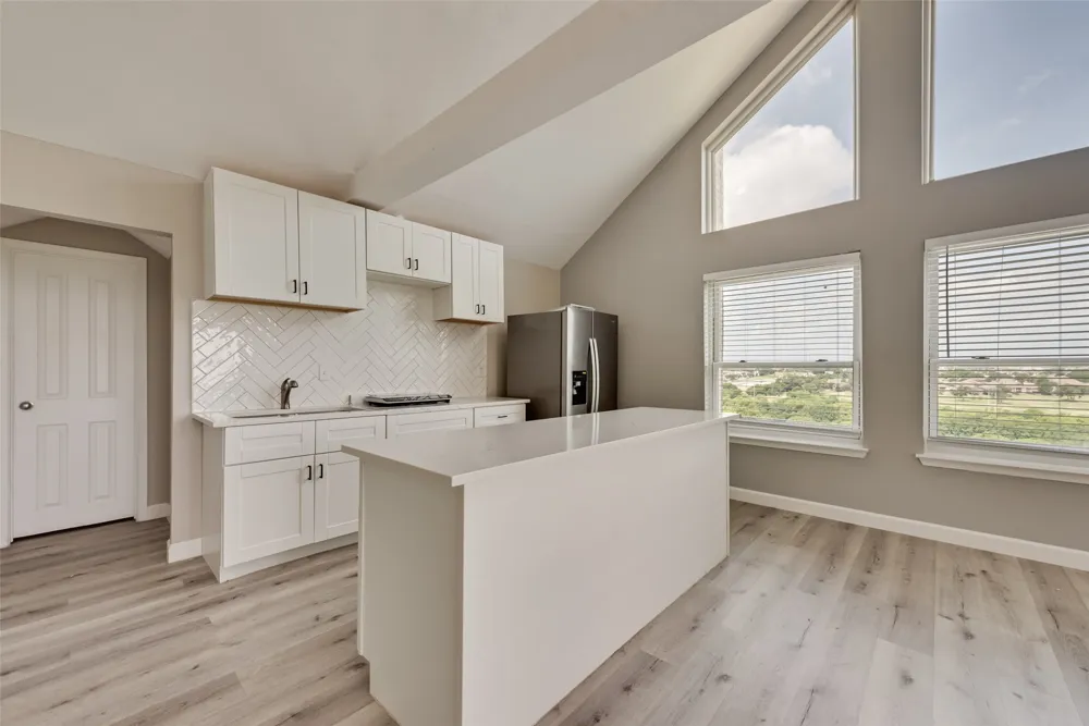 1803 Old Oak Arlington, TX 76012