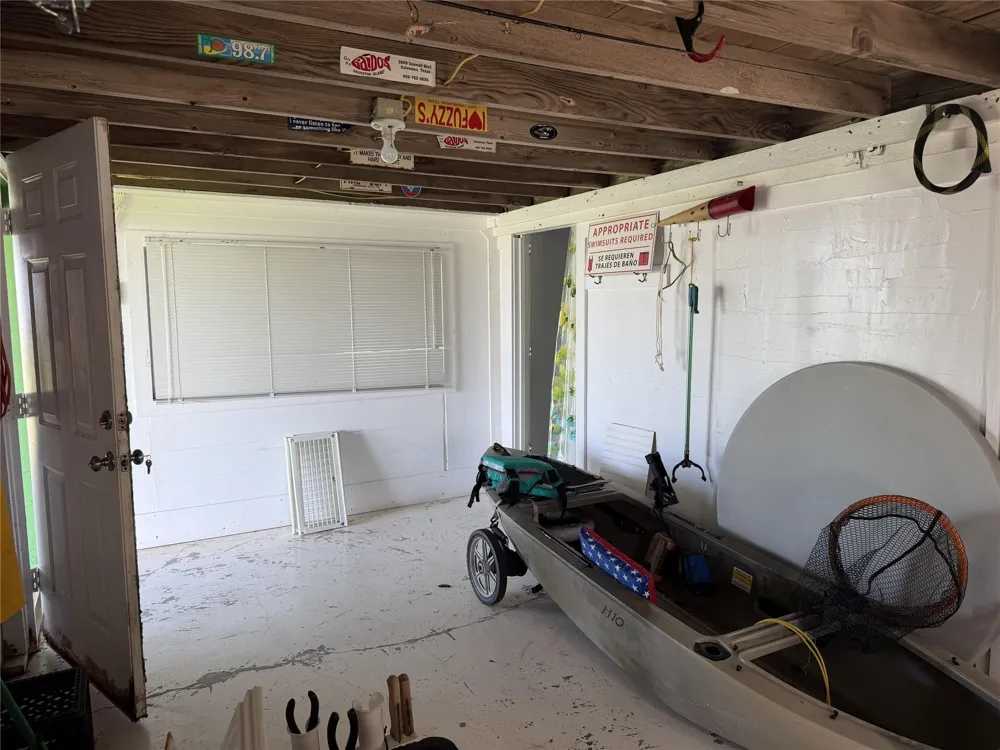 111 Dorsett Road Palacios, TX 77465