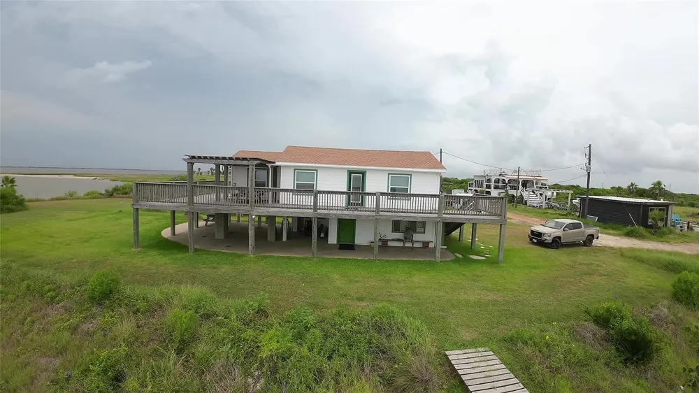 111 Dorsett Road Palacios, TX 77465