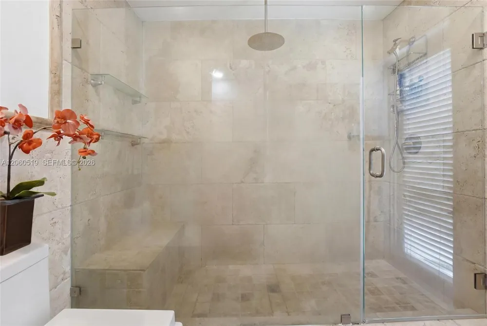 323 NW 136th Pl Miami, FL 33182