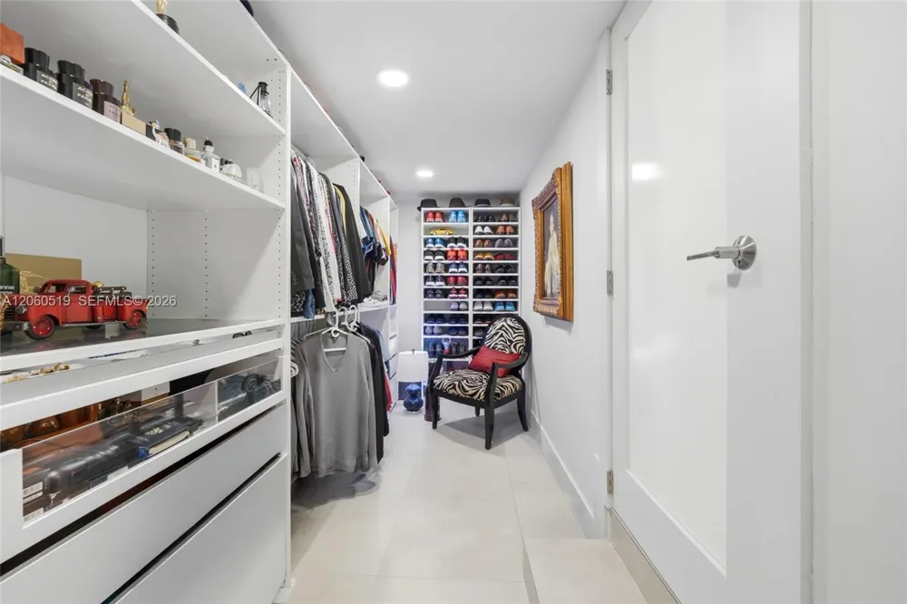 323 NW 136th Pl Miami, FL 33182