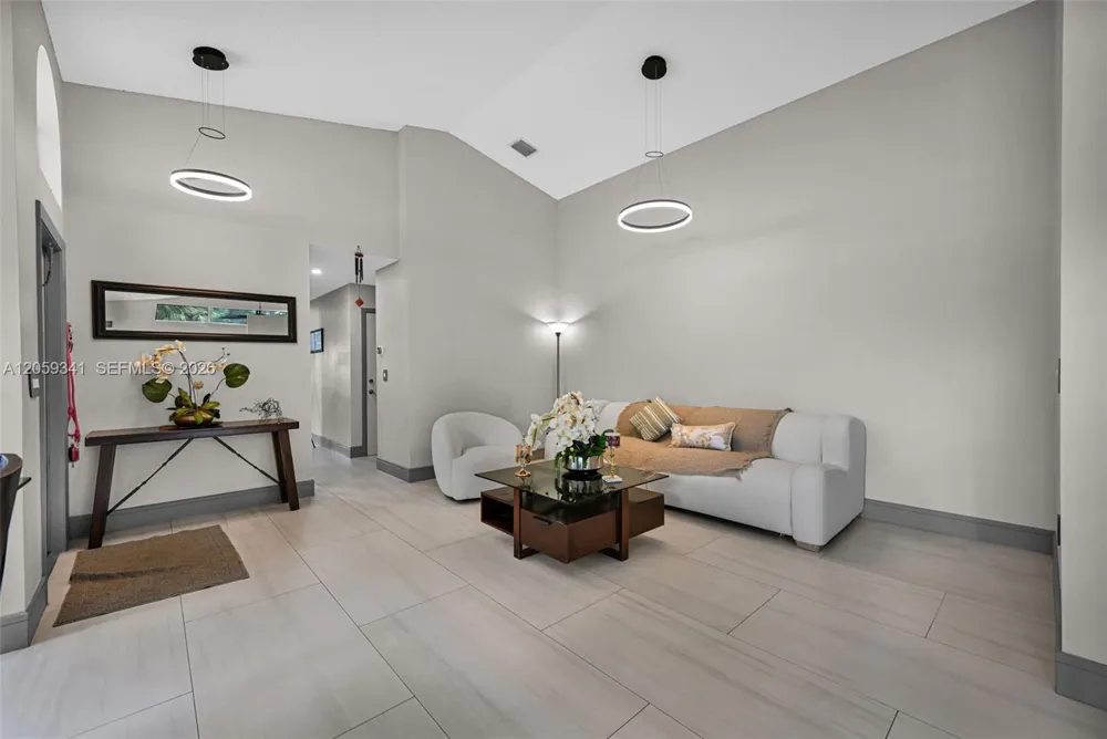 15982 NW 12th Ct Pembroke Pines, FL 33028