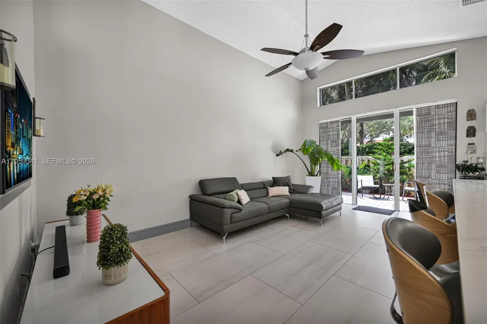 15982 NW 12th Ct Pembroke Pines, FL 33028