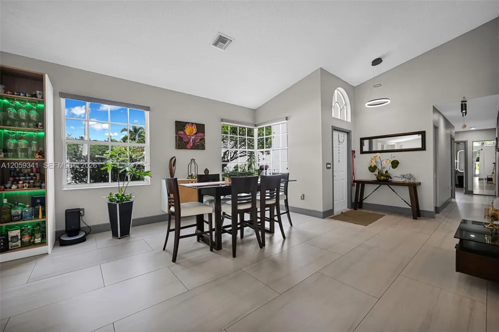 15982 NW 12th Ct Pembroke Pines, FL 33028