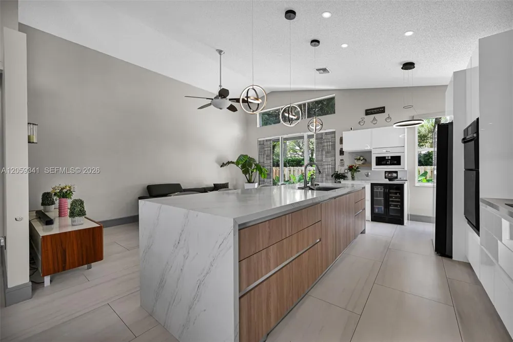 15982 NW 12th Ct Pembroke Pines, FL 33028