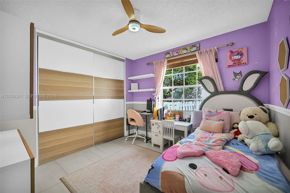 15982 NW 12th Ct Pembroke Pines, FL 33028
