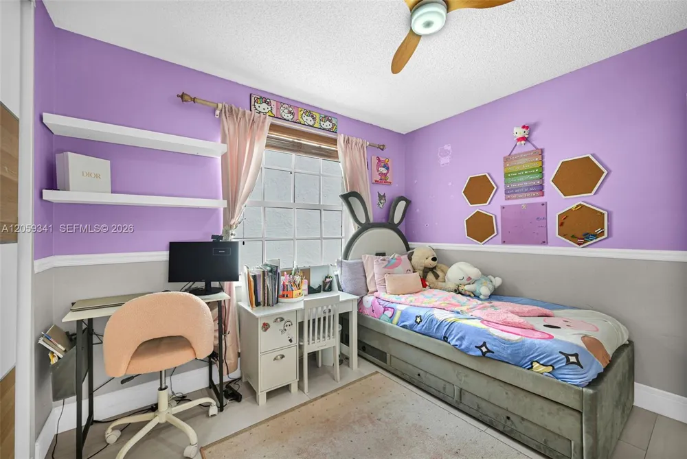 15982 NW 12th Ct Pembroke Pines, FL 33028