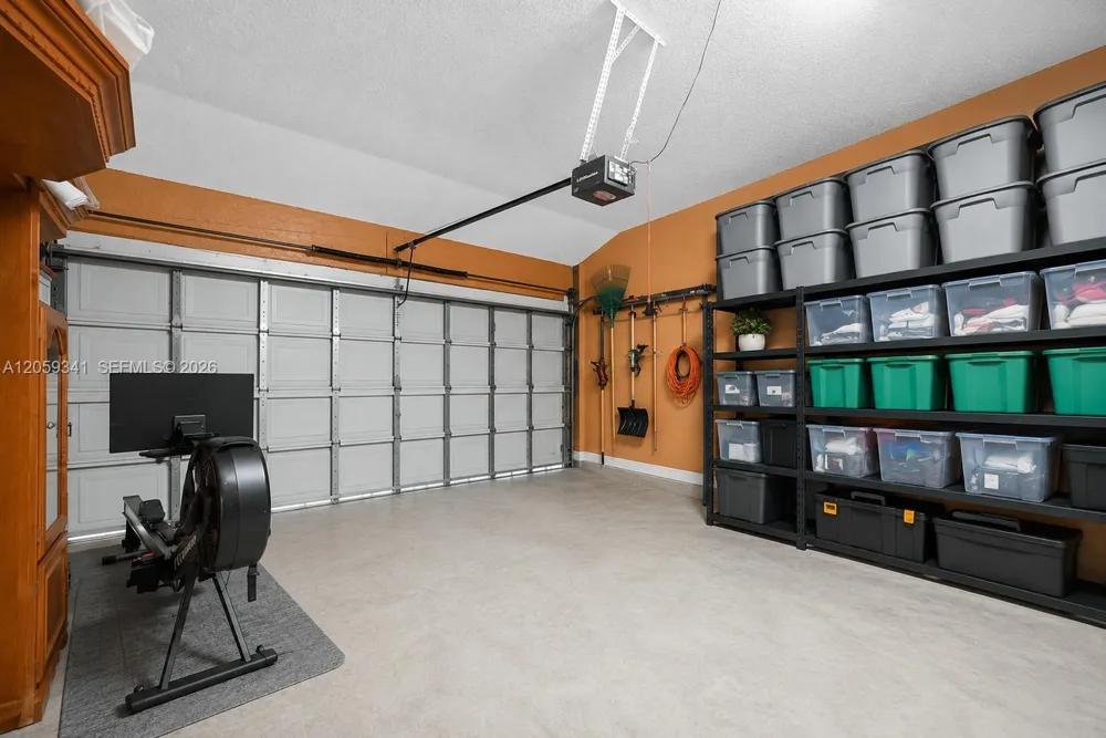 15982 NW 12th Ct Pembroke Pines, FL 33028