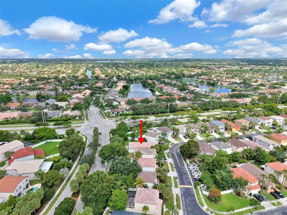 15982 NW 12th Ct Pembroke Pines, FL 33028