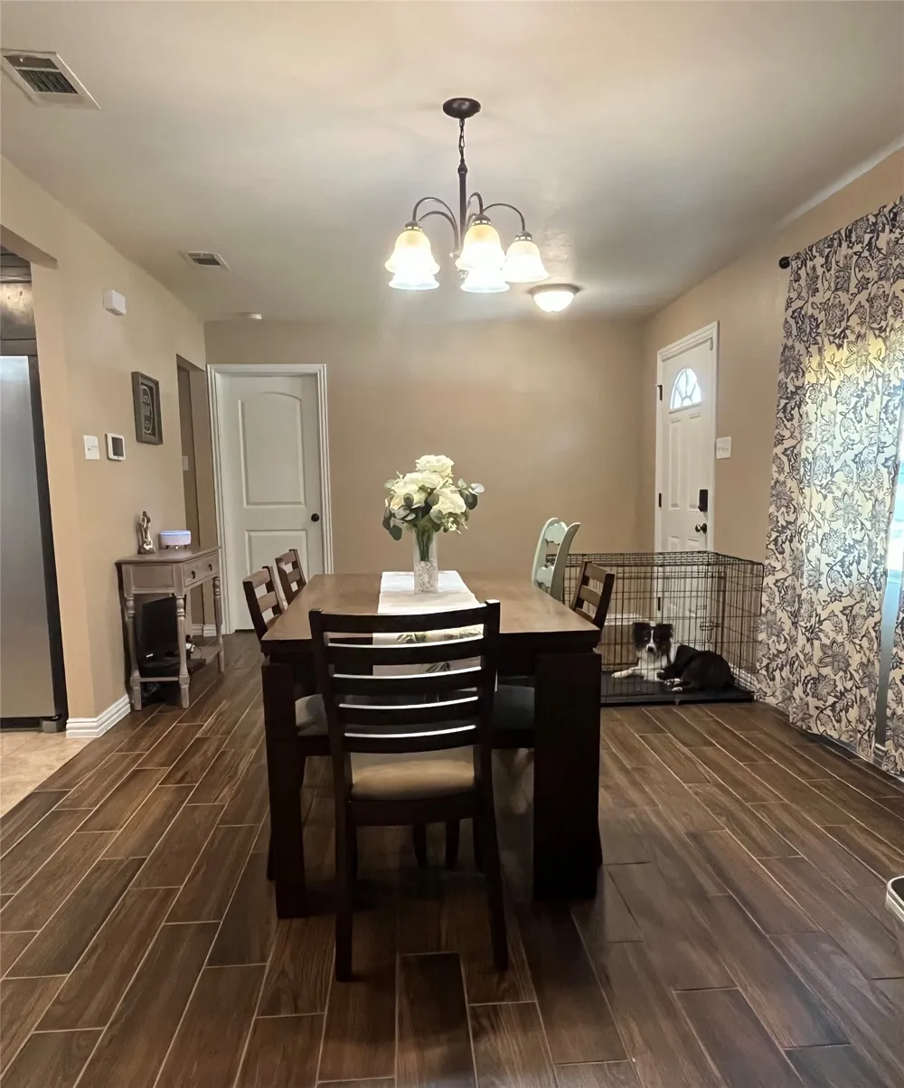 104 Lynn Drive Azle, TX 76020