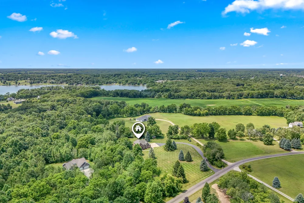 1230 Meadow Lane Hillsdale, MI 49242