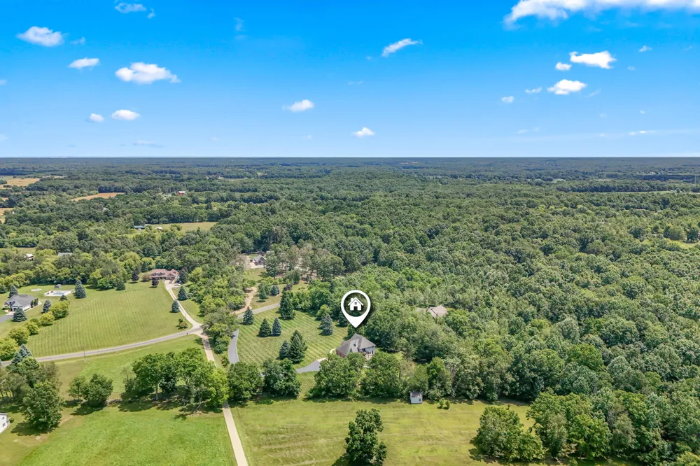 1230 Meadow Lane Hillsdale, MI 49242