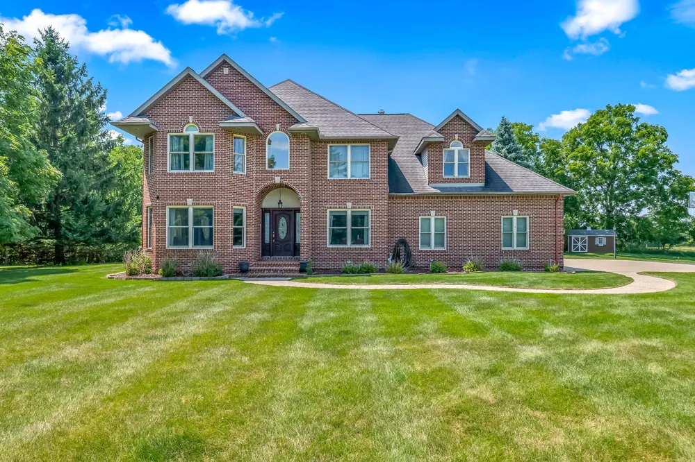 1230 Meadow Lane Hillsdale, MI 49242